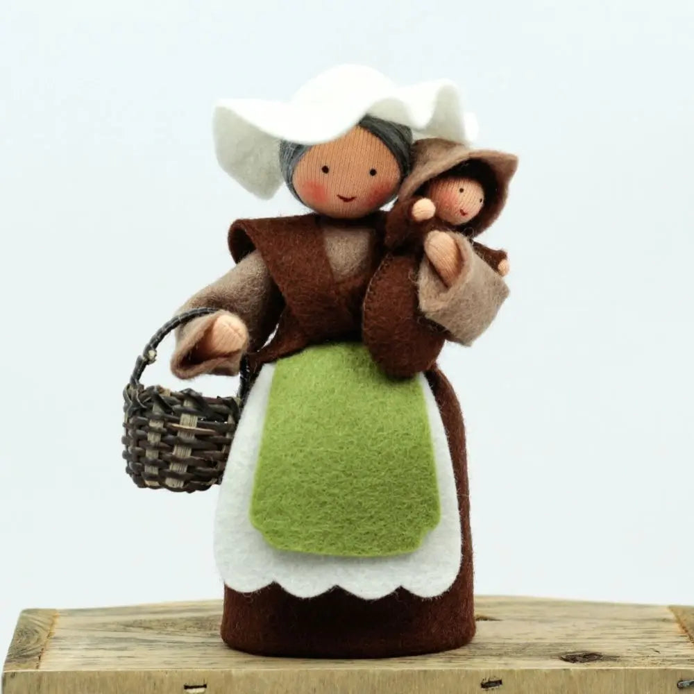 Ambrosius Mother Earth with basket and one Seed Doll