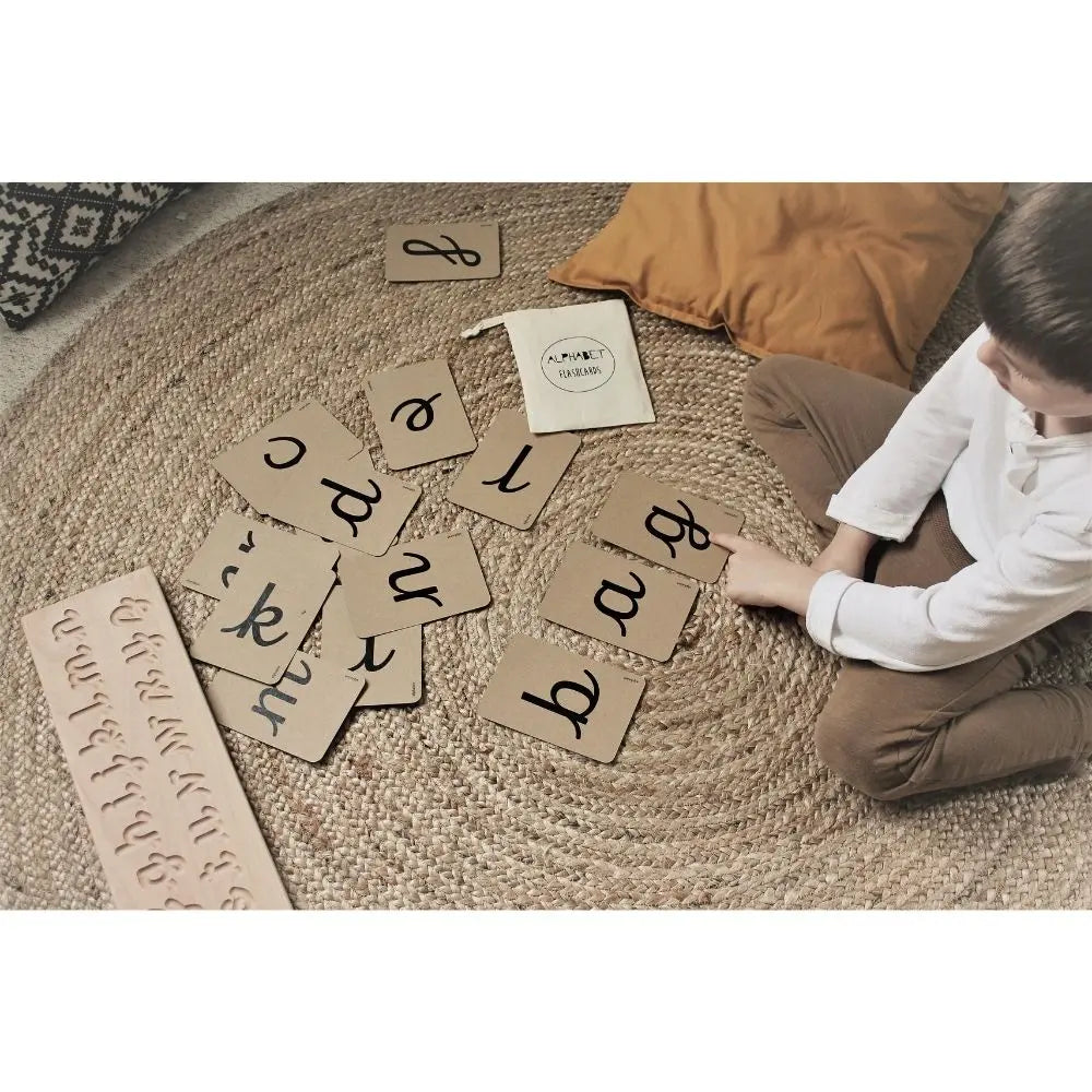 Coach In Cursive Coach House Cursive Alphabet Flashcards – Beesybox