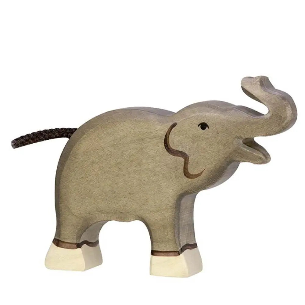 Holztiger elephant calf
